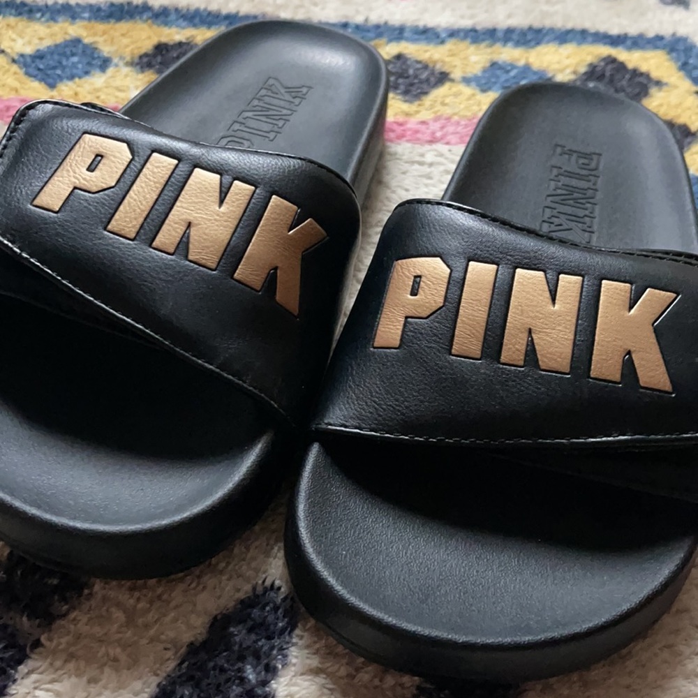 Victoria’s Secret Pink Flip Flops Sandals Slides